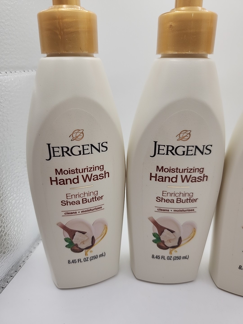 Jergens Moisturizing Hand Soap shea butter retired 4 bottles - Picture 2 of 8